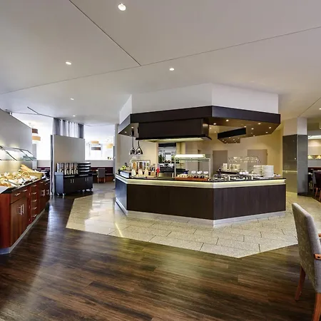 ホテル メルキュール デュッセルドルフ