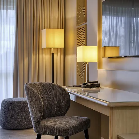 Mercure Duesseldorf 4*