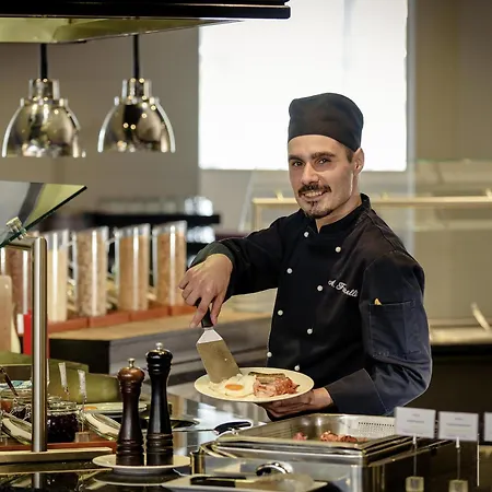 Mercure Duesseldorf Ξενοδοχείο 4*