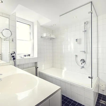 Hotel Mercure Duesseldorf 4*