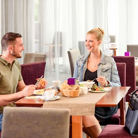 Mercure Duesseldorf 4* קארסט